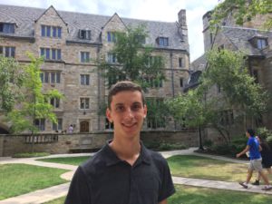 Redwood alum Jeremy Goldwasser, a freshman at Yale University believes that private college counselors are unnecessary in the college admissions process.