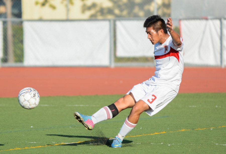 Boys varsity soccer opens NCS with win