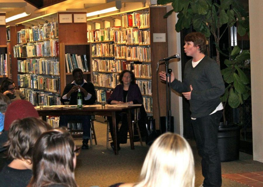 Redwood students place first and second at poetry slam