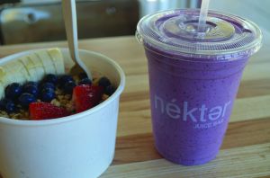 NÉKTER, A NEW juice shop located in Strawberry Village, sells an acai bowl topped with granola, bananas, blueberries, and strawberries for $6.95, and a 16 oz. “Berry Banana Burst” smoothie for $4.95.