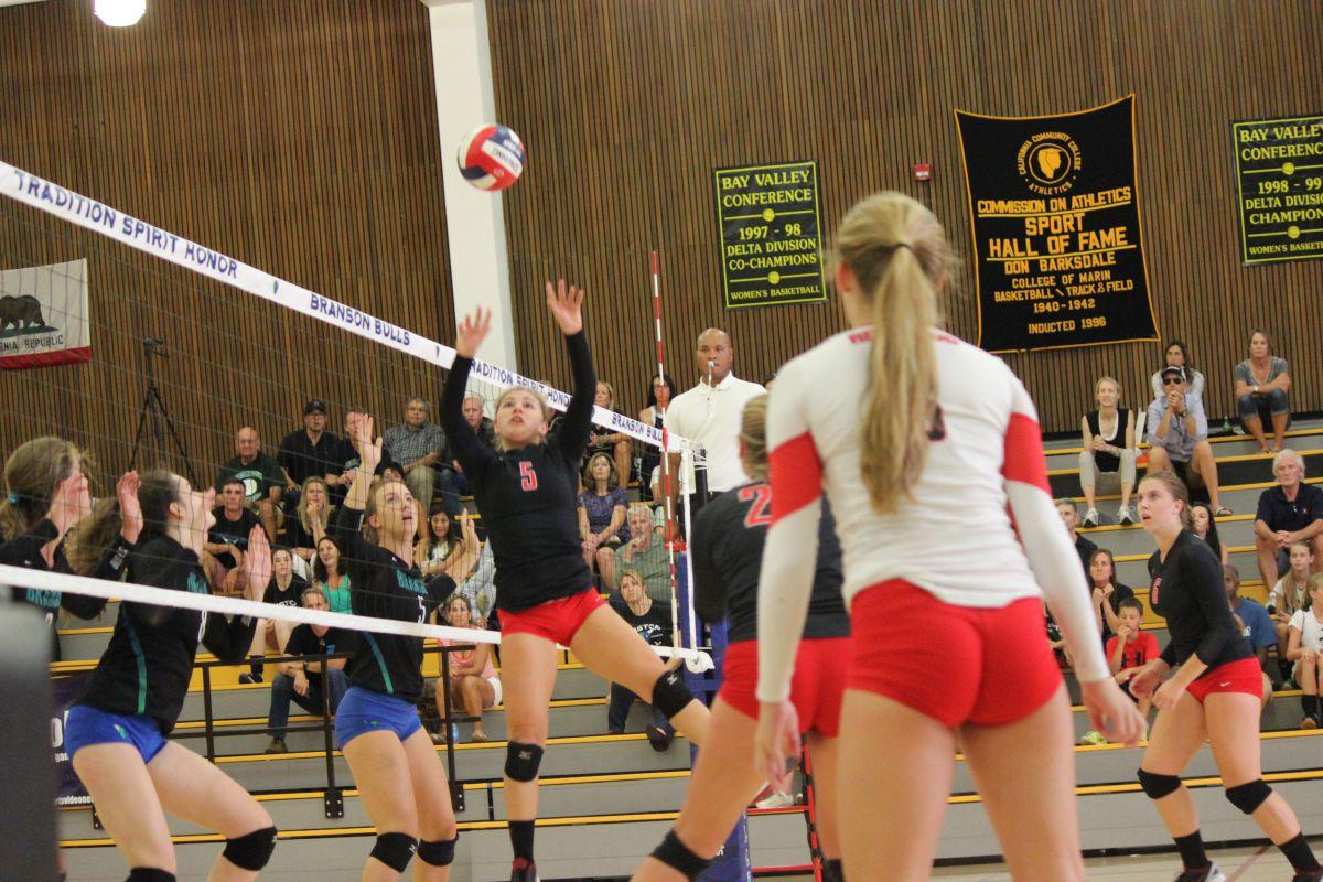 Girls’ volleyball set to succeed in season Redwood Bark