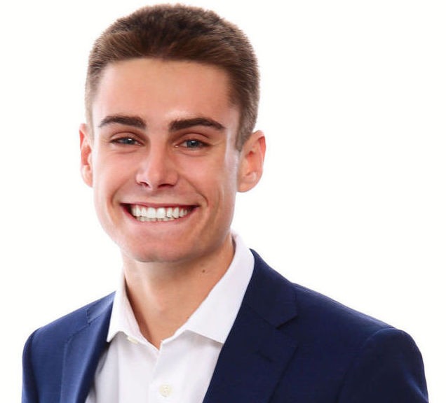 Alumnus becomes one of Californias youngest real estate agents