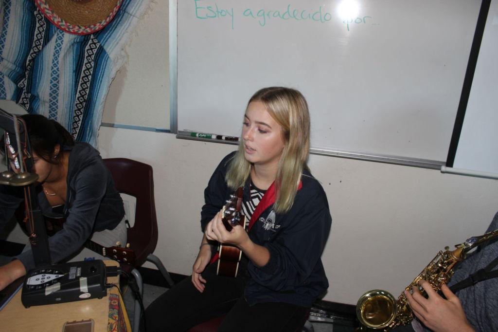 Sophomore Nikki Orrick shares her music with Redwood community