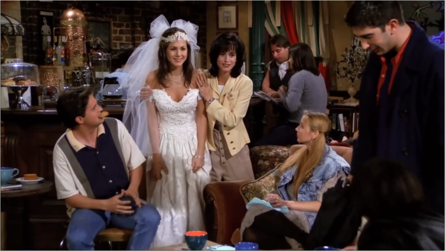 Monica introduces her friend from high school, Rachel, to the gang.
