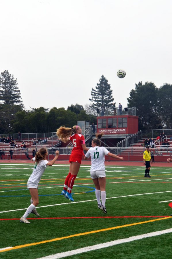 Girls’ varsity soccer dribbles right through Drake on their way to playoffs
