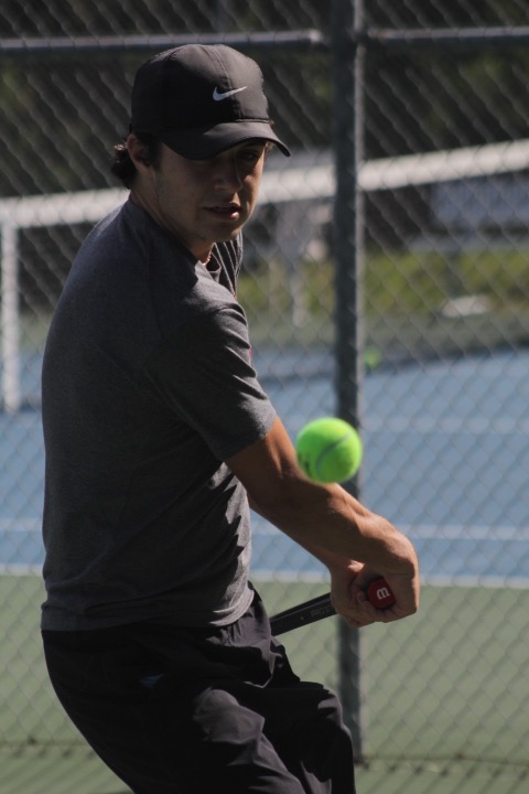 Boys’ varsity tennis soars over Branson to remain undefeated in MCALs