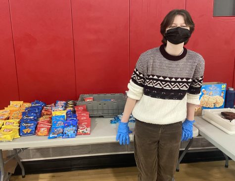 “I’m managing the snack table, making sure people don’t faint or pass out. I’m making sure people stay hydrated, and I let them know what they need to do for aftercare [for a blood draw] and how they can manage,” August Reed, a Red Crew member, said.