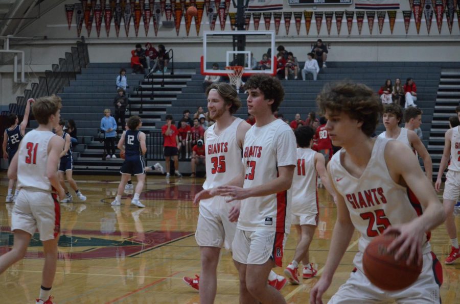 Giants cruise past Marin Catholic to face Branson in MCAL Championship