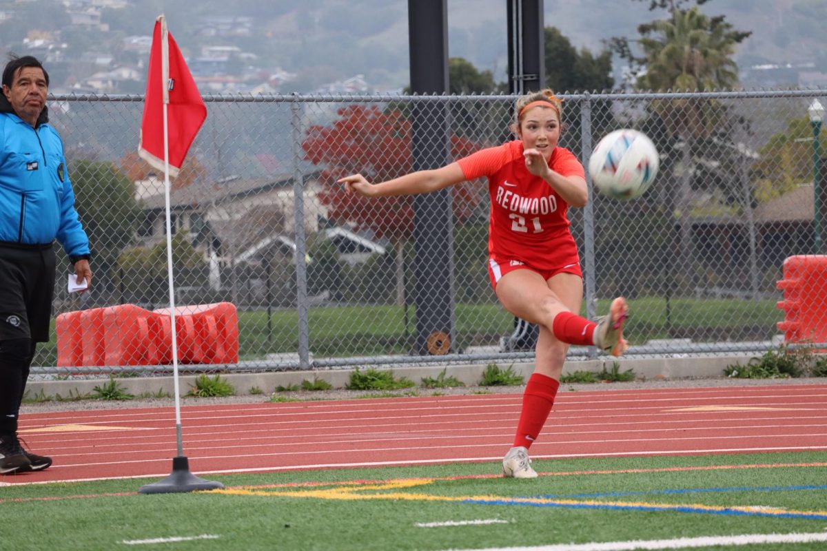 Junior Teagan McCormick takes a free corner kick to try and give the giants the lead.
