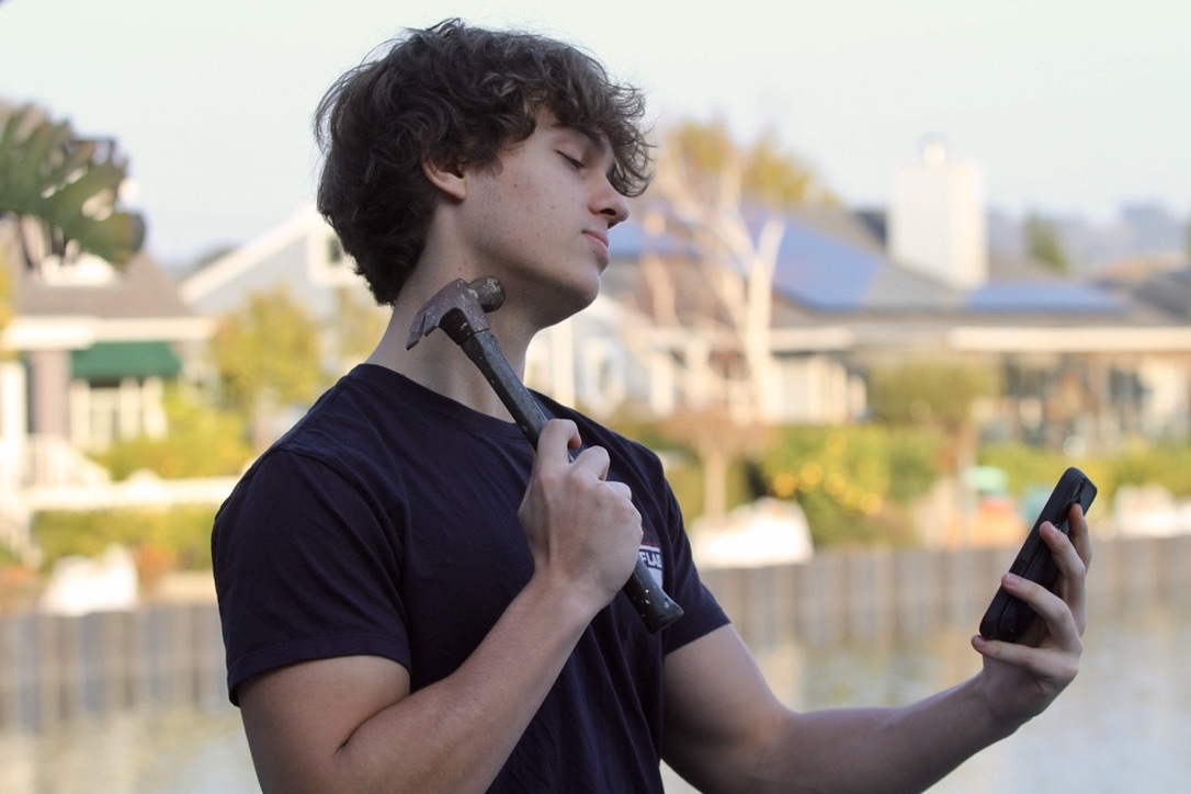 According to the National Library of Medicine, teenagers who used TikTok reported higher levels of social comparison and lower body image scores compared to non-users. Photo illustration by Henry Barker.