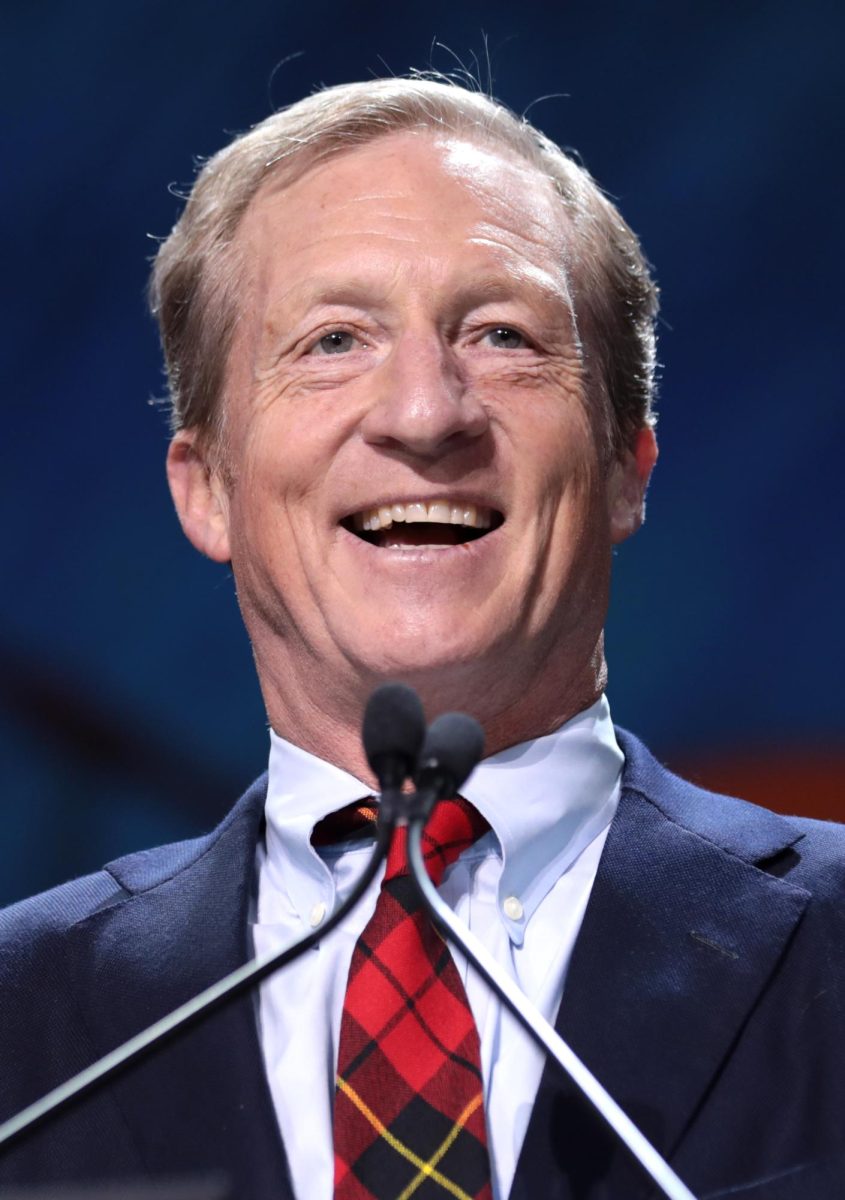 Democratic candidate for governor Tom Steyer speaking at the 2019 Democratic Party State Convention.